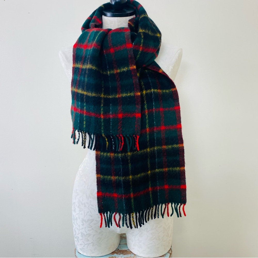 Vintage Filene's Boston Wool Winter Scarf Dark Green Red Scottish Plaid Preppy